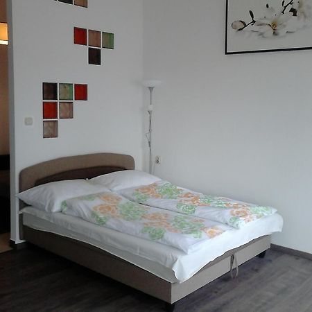 Next Door Apartment Budapest Zimmer foto