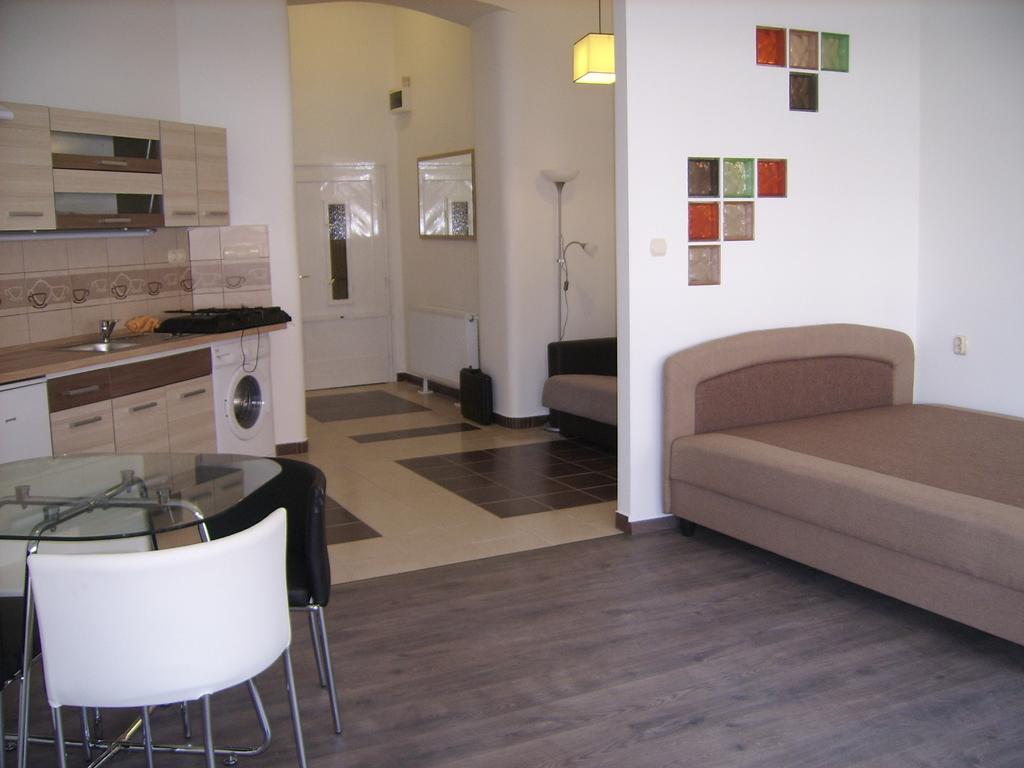 Next Door Apartment Budapest Zimmer foto